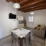 Jasmine House 8 Pax Ustica * Isola di Ustica